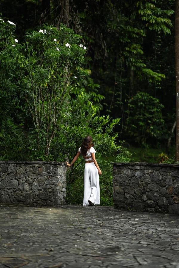 Moksha At Kitulgala - Rainforest Boutique Hotel Exterior photo
